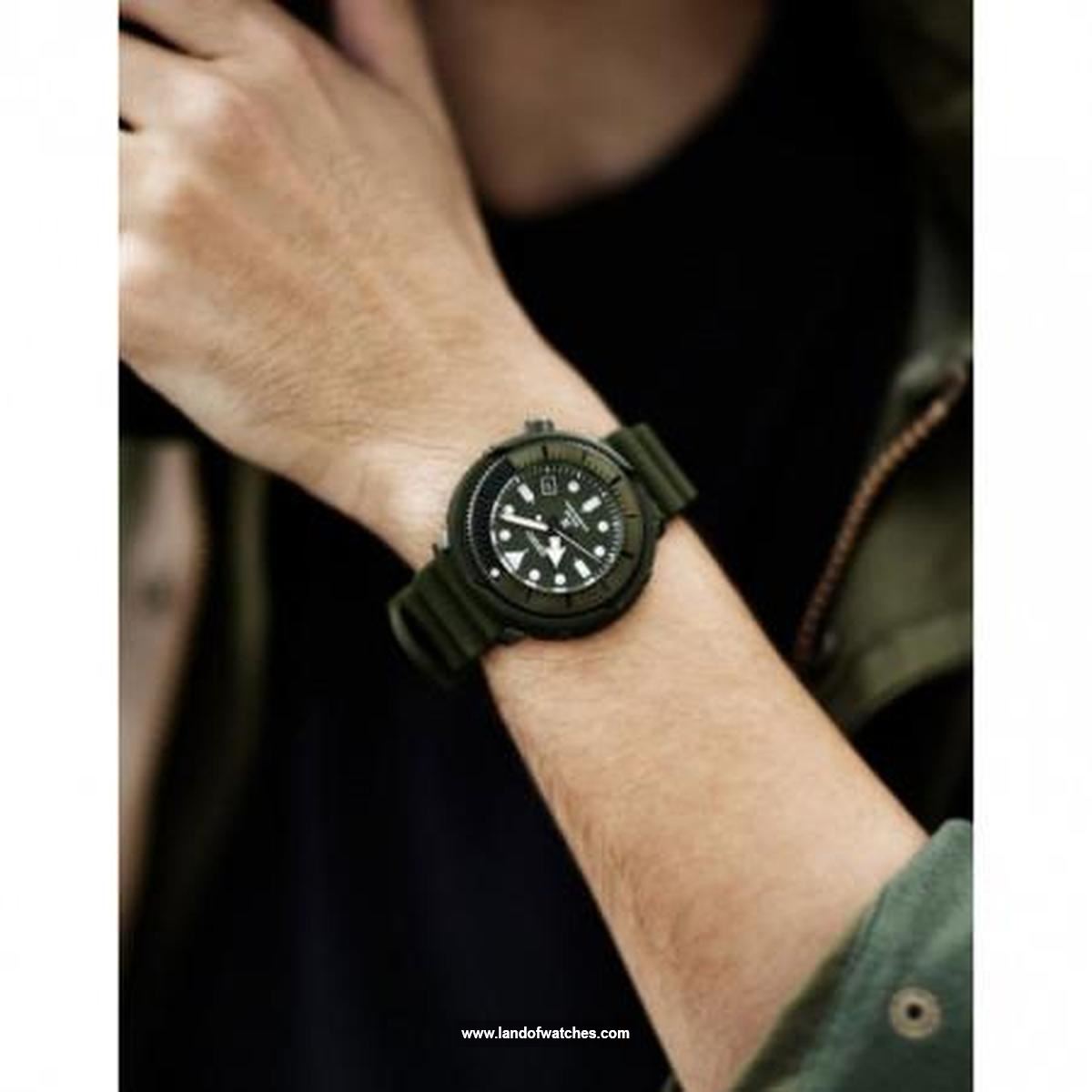 Features review of Seiko Men's wrist watch SNE561P1