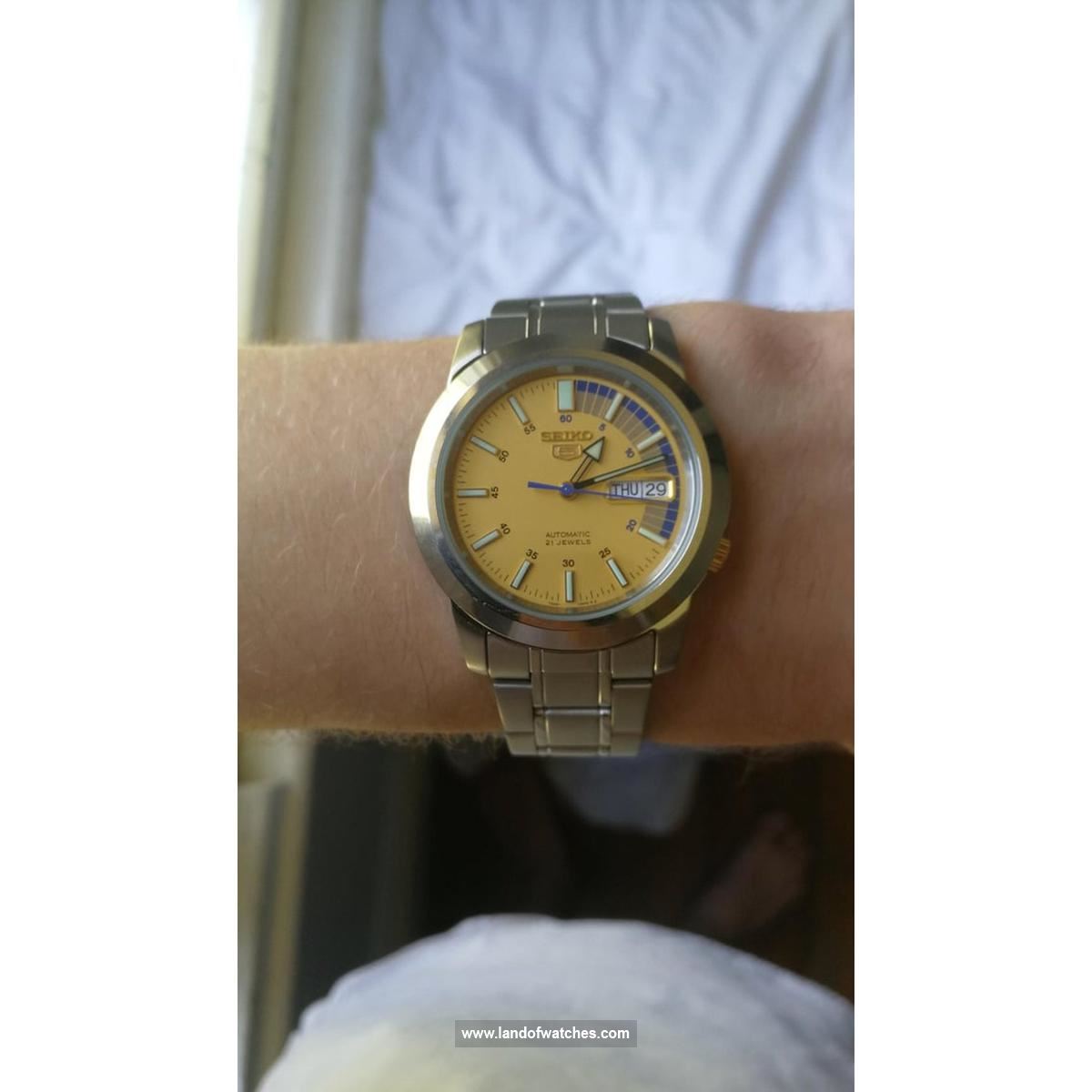 ساعت المعصم للرجال سیکو طراز SNKK29K1 ساعة واحدة لديها تقويم مع تصميم فريد