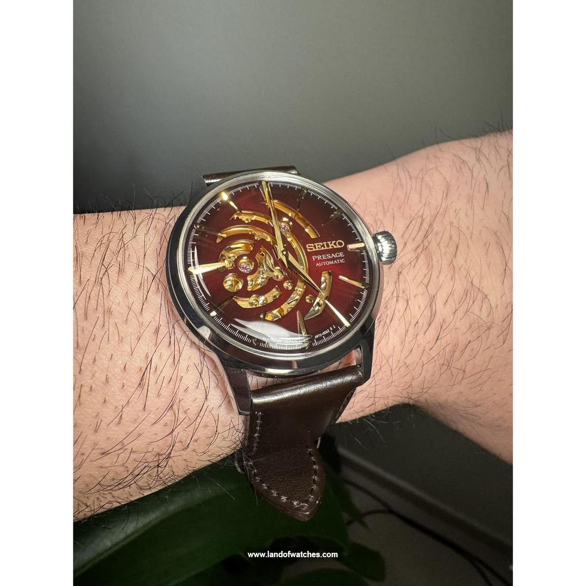 Seiko Men's wrist watch SSA457J1 an open heart watch alongside well-made design