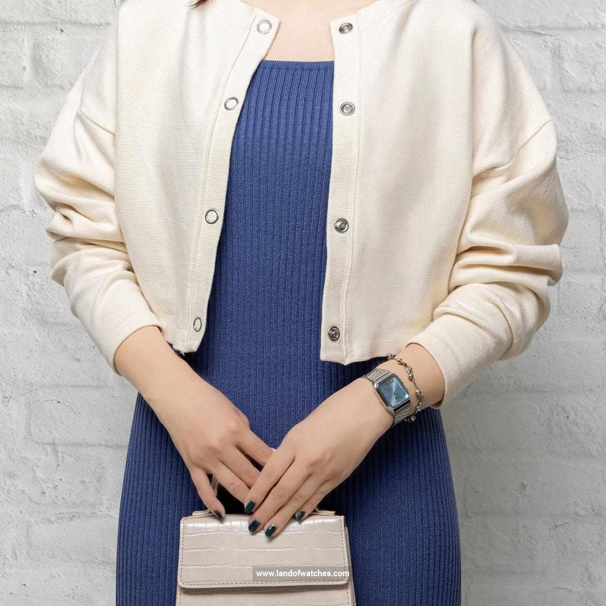 المرافق والميزات الساعت المعصم للرجال و للنساء کاسیو طراز AQ-230A-2A1MQYDF