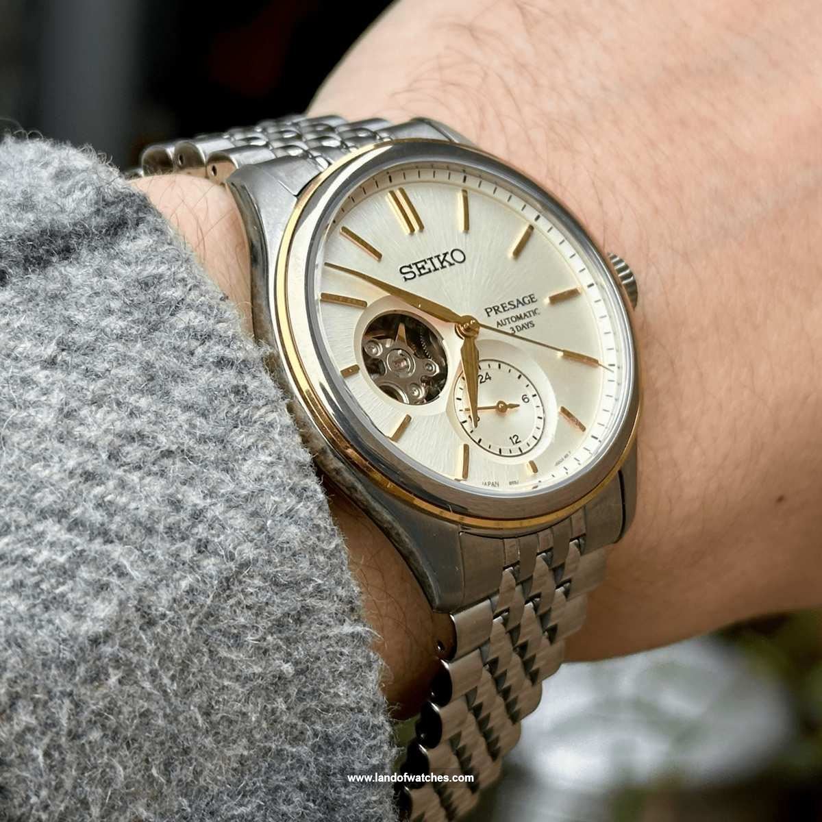 Seiko Men's wrist watch SPB480J1 a 24 hour indicator watch alongside originality and extraordinary quality