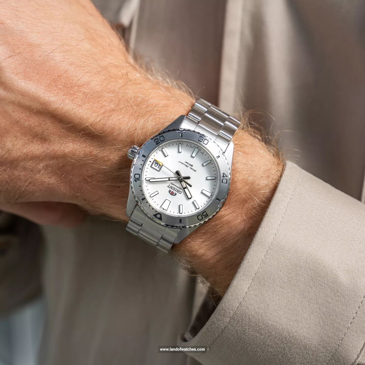 شراء ساعة معصم رجالیه اورینت(ORIENT) RA-AC0Q03S كلاسيك | | | الأصلي