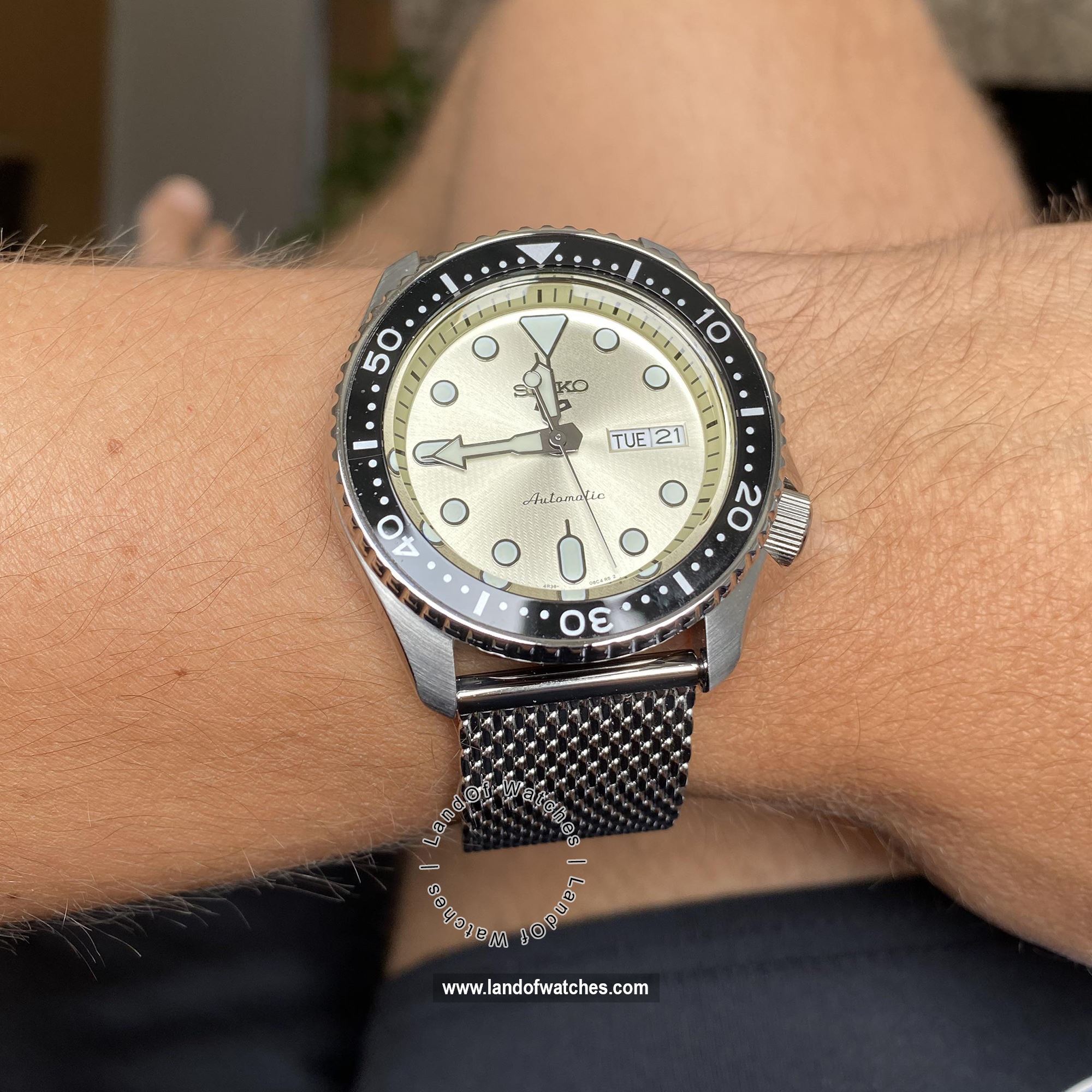 شراء ساعة معصم رجالیه سیکو(SEIKO) SRPE75K1 كلاسيك | | | الأصلي