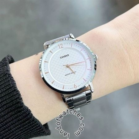 Buy Women's CASIO LTP-VT04D-7ADF Classic Watches | Original